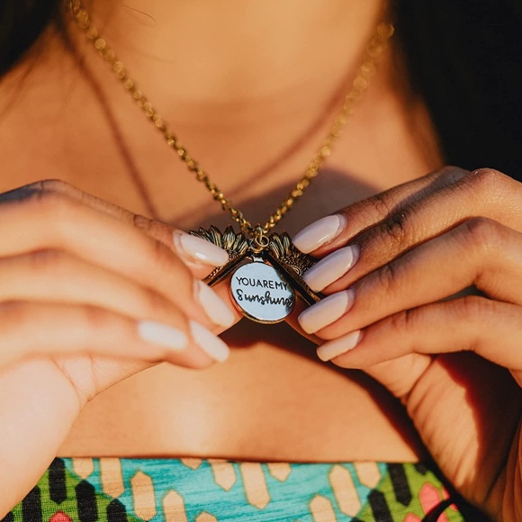 You Are My Sunshine Sunflower Locket - Picture 9 of 10